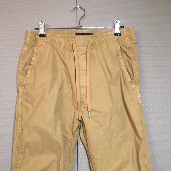 AMERICAN EAGLE Men's Next Level Flex Khaki Jogger Pants - Size Small - Picture 2 of 12